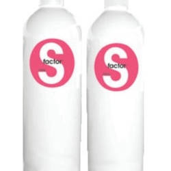 TIGI S factor Smoothing 2 x 750 ml GRATIS LEVERET.